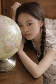 张爱月